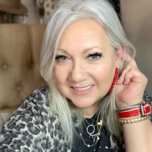 Meet your Posher, Susan